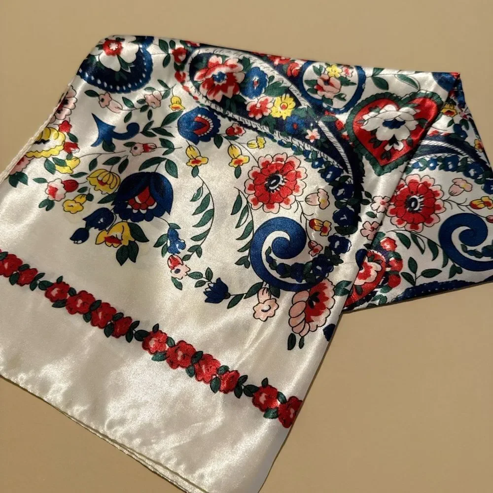 Anthropologie vibrant floral